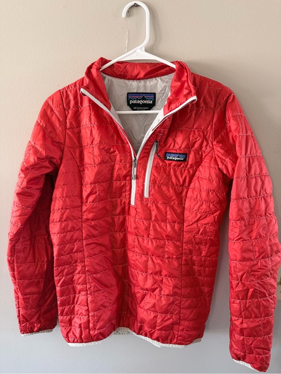 Patagonia Jackets & Blazers - Patagonia Red Quilted Insulated Pullover